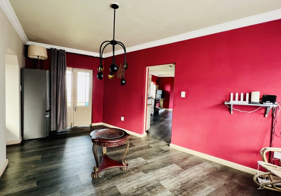 6 Bedroom Property for Sale in Herolds Bay Western Cape